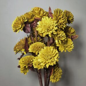 Hand-Dyed Yellow Sola Wood Chrysanthemum Stems – Handmade Wooden Mum Flowers for Vase Décor, Wedding Arrangements & Home Decoration